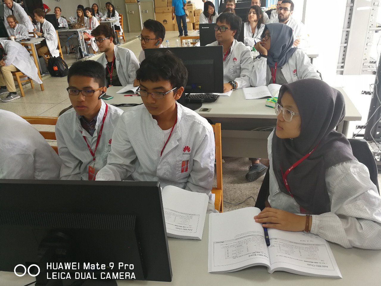 Huawei Inkubasi 10 Mahasiswa Lokal Dalam Program Seeds for the Future ...