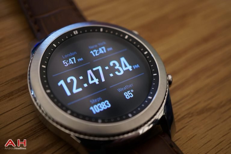 perbedaan galaxy watch dan gear s3