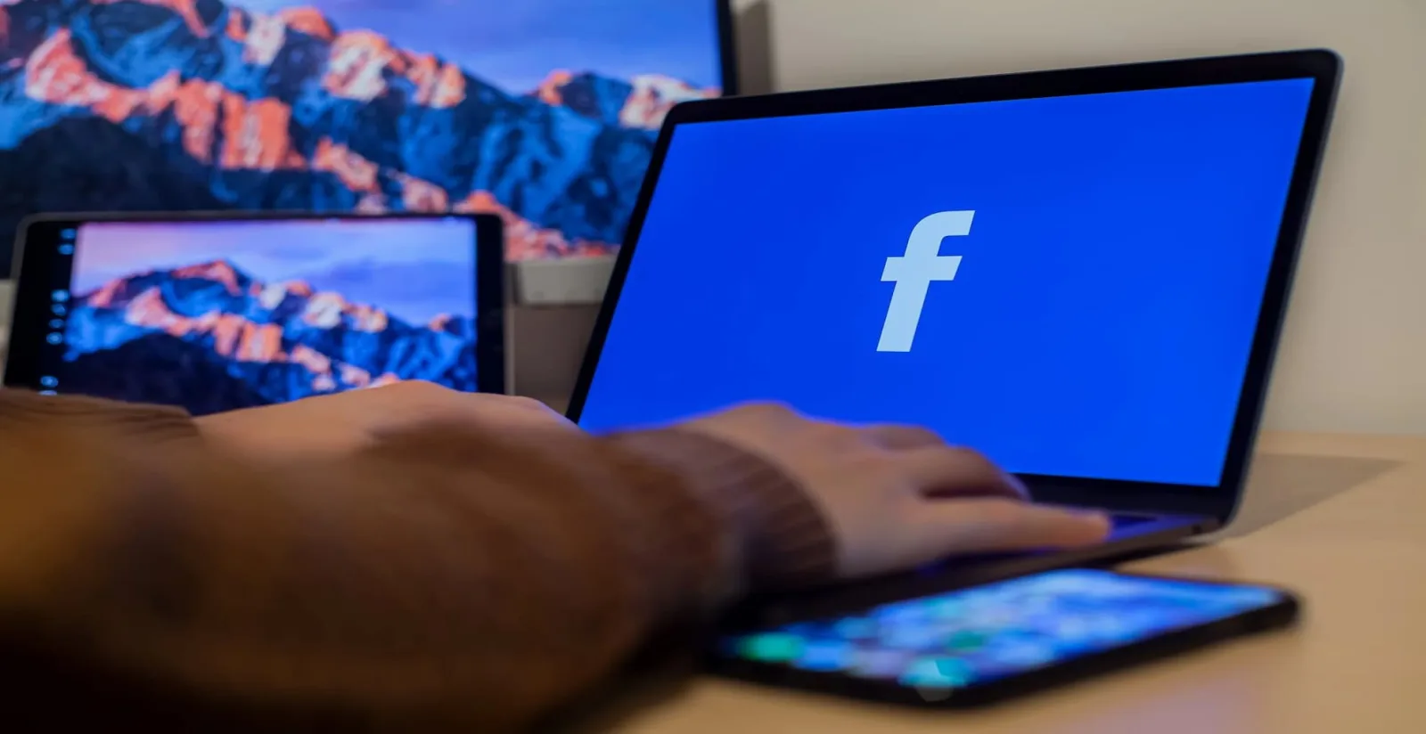 Facebook Akan Hadirkan Fitur Multiple Profil Dalam 1 Akun (sumber: 9to5mac.com)