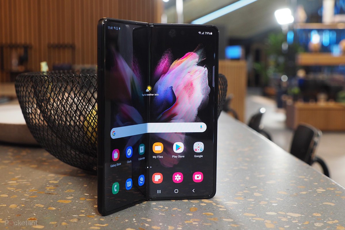 Samsung Galaxy Z Fold 3 dan Z Fold 4_1