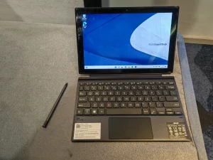 Asus ExpertBook B3000_3