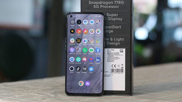 Realme GT_1_1