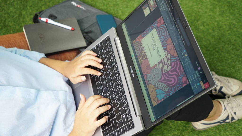 Advan Soulmate: Review Laptop 2 Jutaan Cocok Untuk Anak - Unbox.id