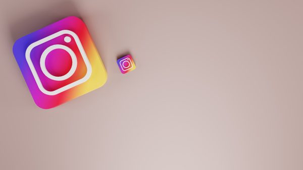 2 Cara Tambahkan Banyak Tautan ke Bio Instagram (sumber: getsavvywithsocial.com)