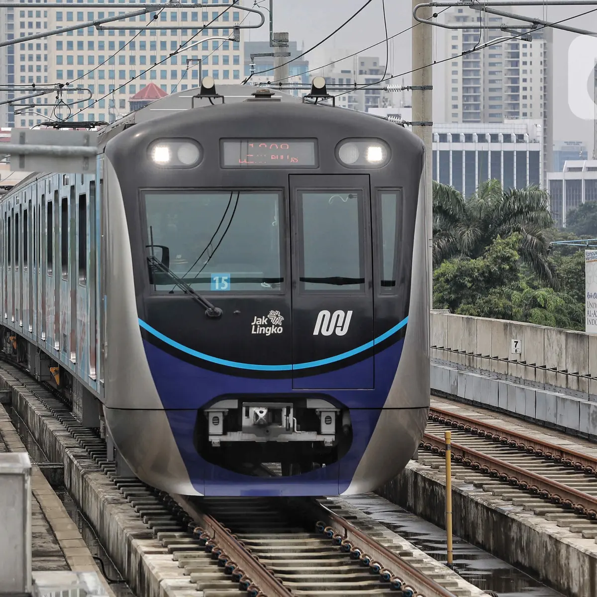XL Axiata MRT Jakarta_1a