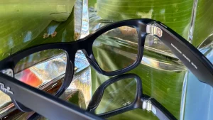 Meta Ray-Ban Smart Glasses_2b