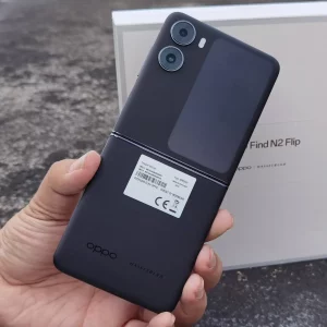 Oppo Find N2 Flip_3c