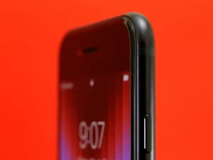 Desain iPhone SE 4_2b