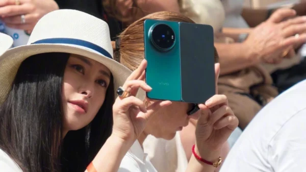 Bocoran Vivo X Fold 6