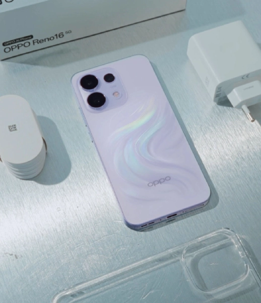 Isi kotak Oppo Reno 16 5G