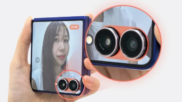 Fitur FlexCam pada Galaxy Z Flip7