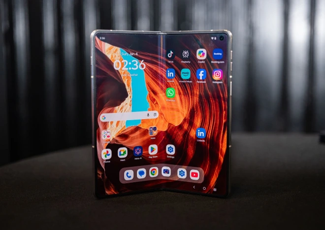 Layar Motorola Razr Fold